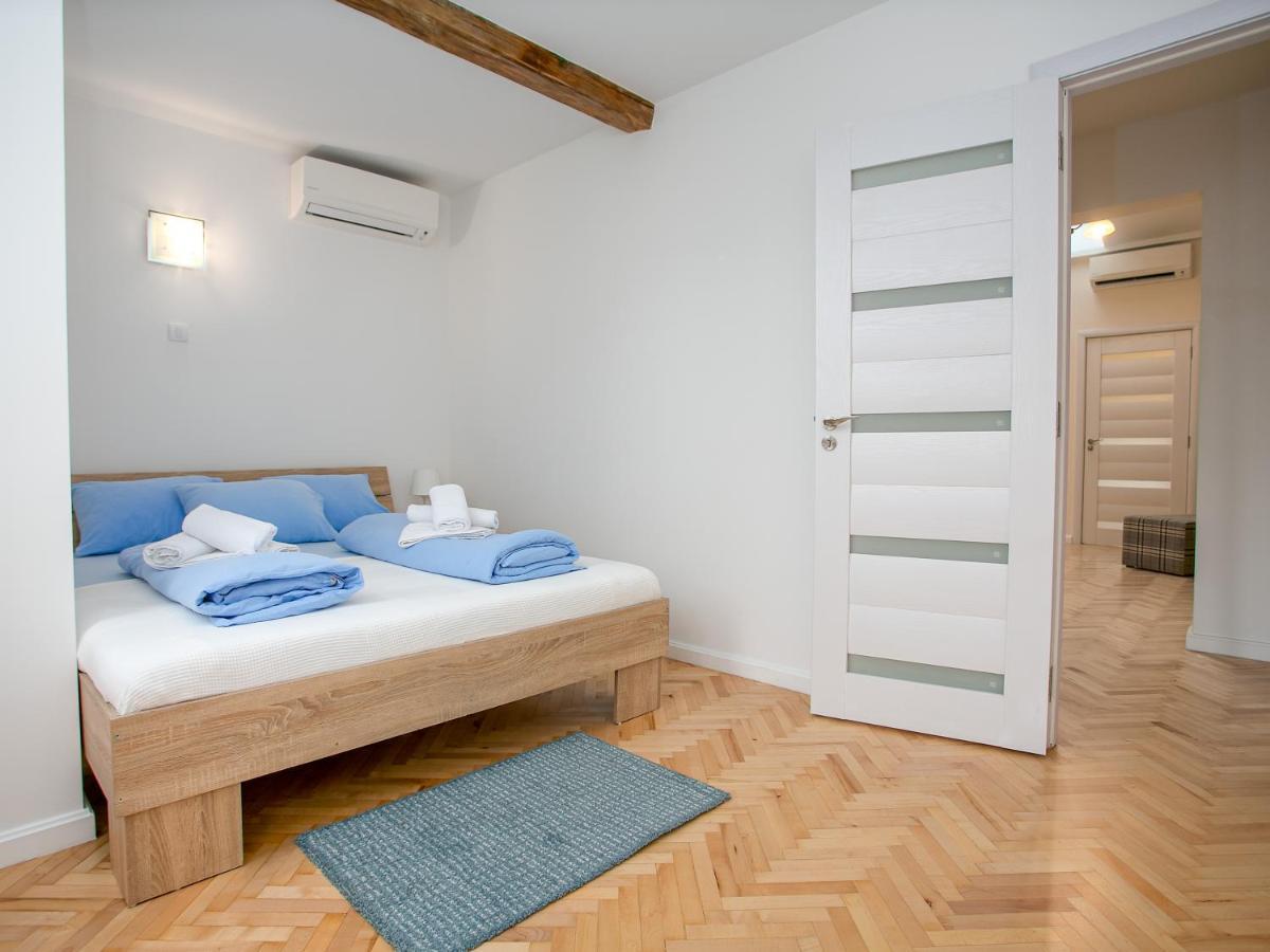 Grand Suite Centre Belgrad Exteriör bild