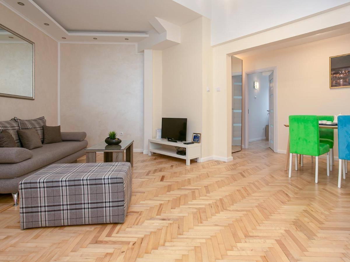 Grand Suite Centre Belgrad Exteriör bild