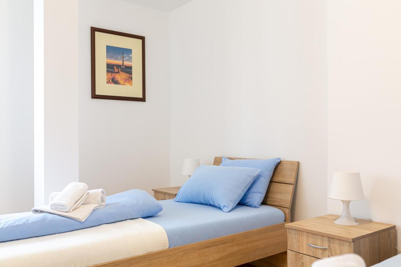 Grand Suite Centre Belgrad Exteriör bild