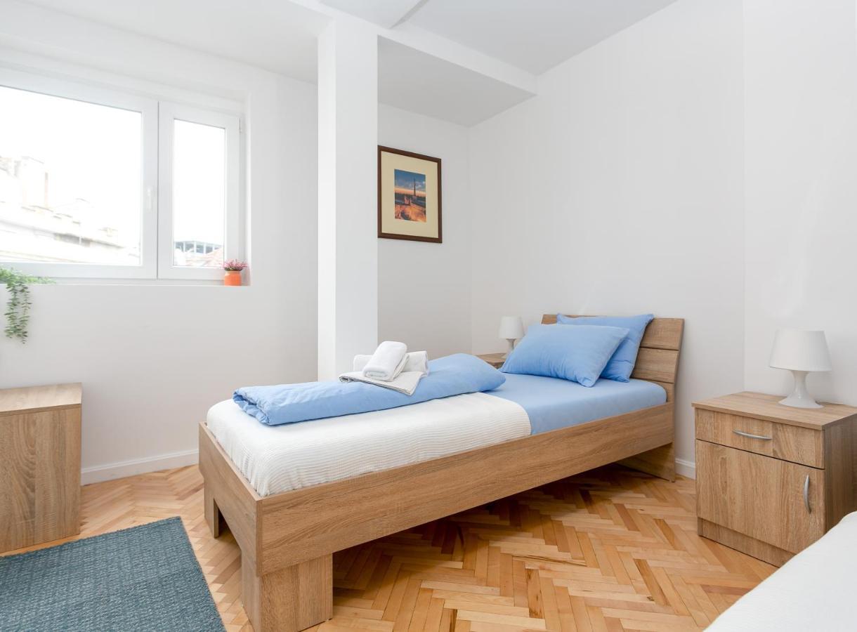 Grand Suite Centre Belgrad Exteriör bild