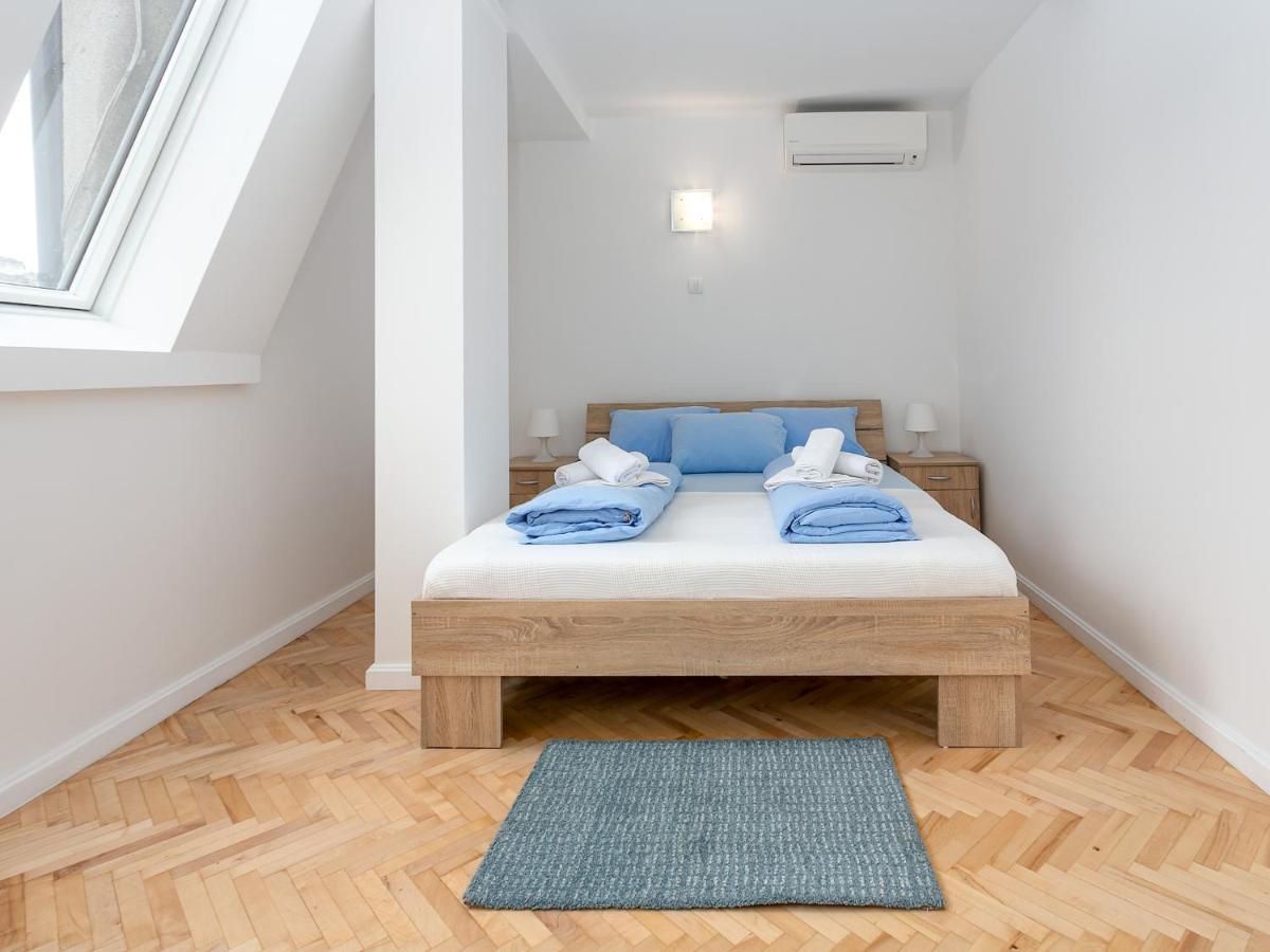 Grand Suite Centre Belgrad Exteriör bild